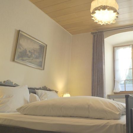 Faehrhaus Hotel ヴァルツフート＝ティンゲン エクステリア 写真
