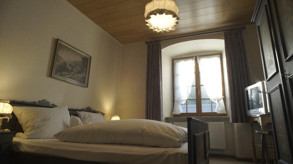 Faehrhaus Hotel ヴァルツフート＝ティンゲン 部屋 写真