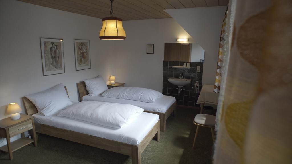 Faehrhaus Hotel ヴァルツフート＝ティンゲン 部屋 写真